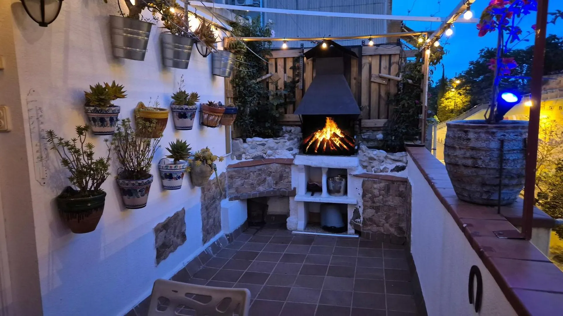 Atico, Terraza Y Barbacoa Aparthotel Barcelona 3*,